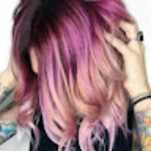 Meet your Posher, Holly